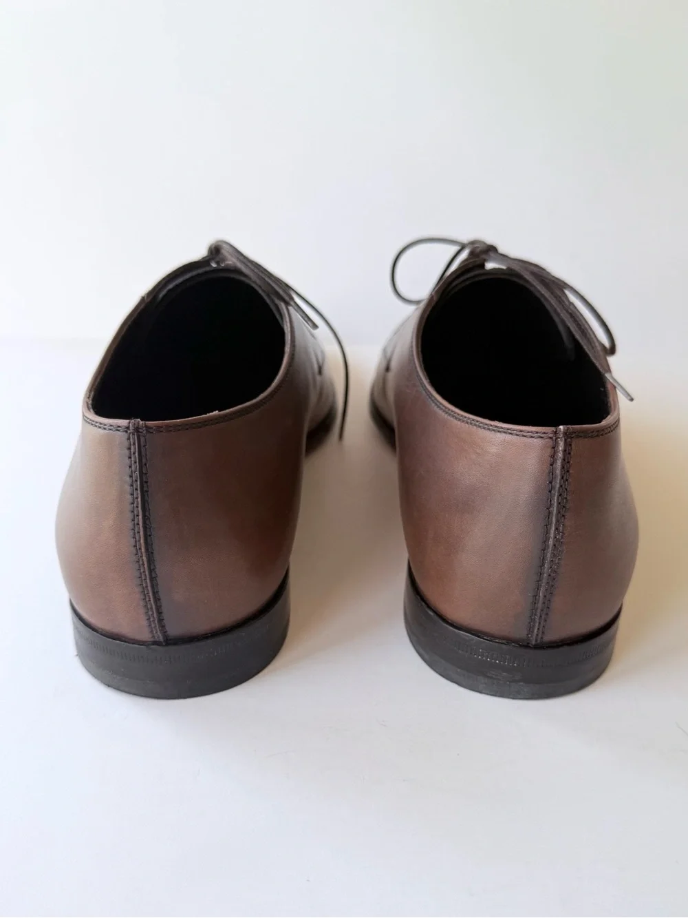 Tod's Smooth Leather Derby Lace-Up Plain Toe Dress Shoes in Brown Men’s Size 7